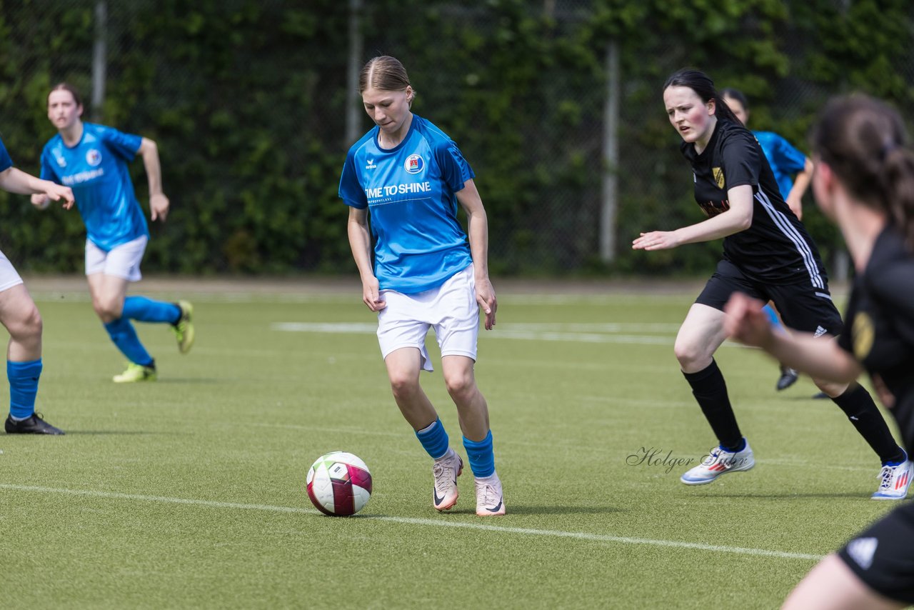 Bild 304 - wBJ SC Condor - VfL Pinneberg : Ergebnis: 3:2
